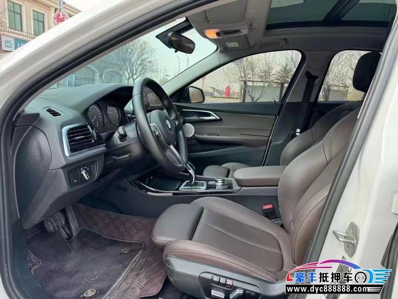 23年宝马1系轿车抵押车出售