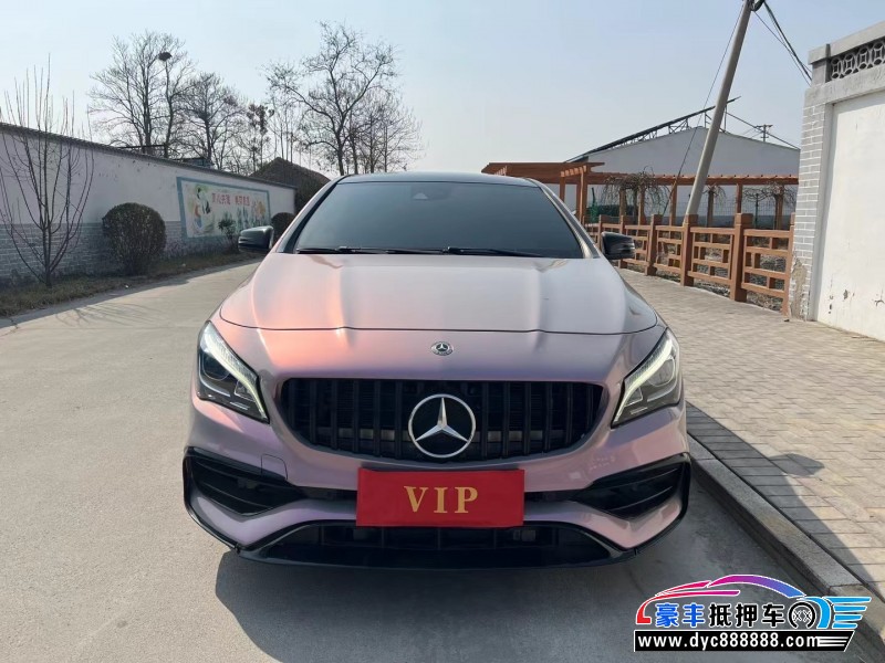18年奔驰A级AMG轿车抵押车出售