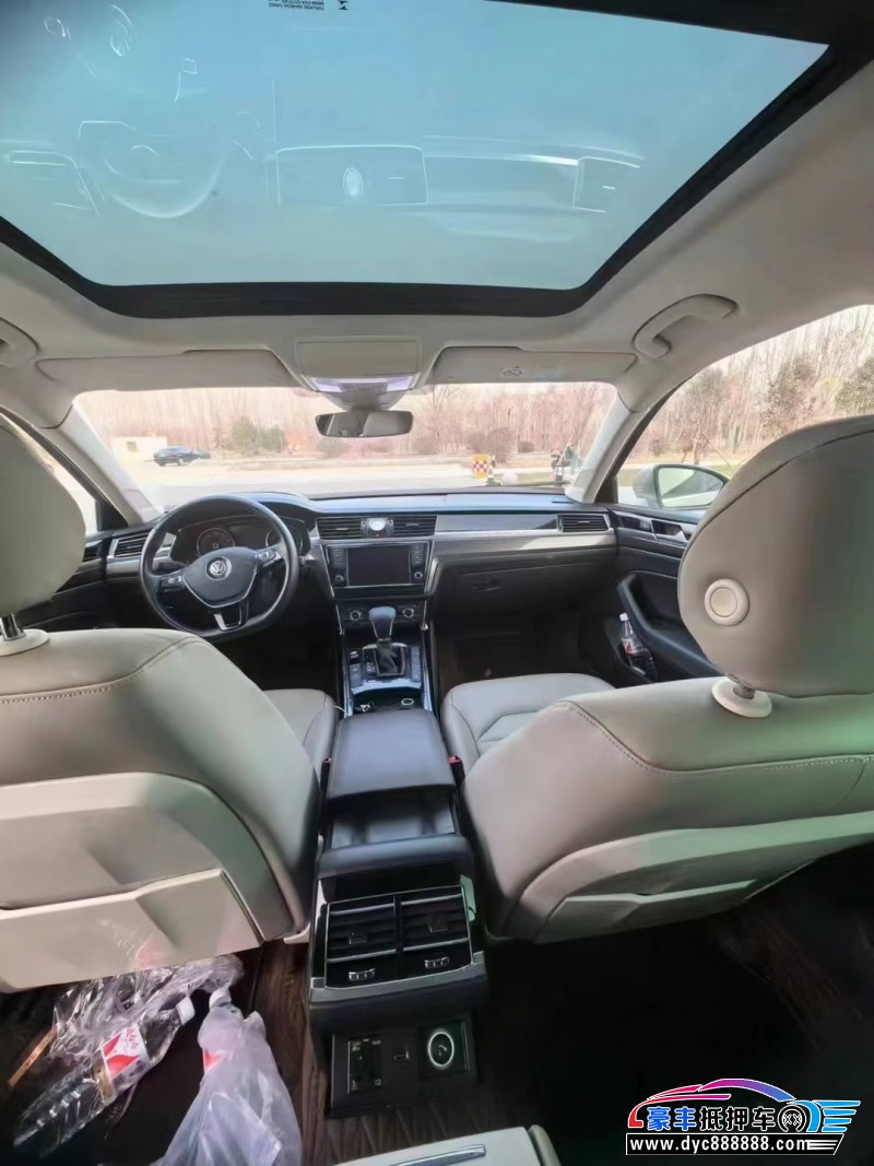 23年大众辉昂轿车抵押车出售