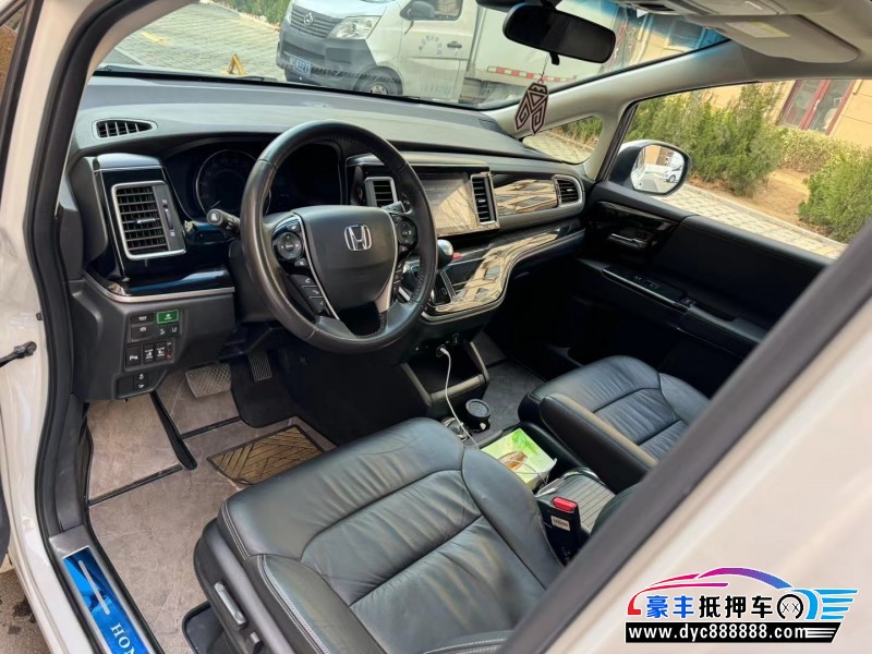 21年本田艾力绅MPV抵押车出售
