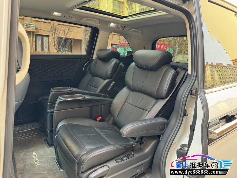 21年本田艾力绅MPV抵押车出售