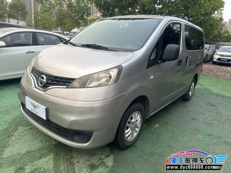 13年日产NV200轿车抵押车出售