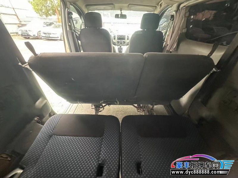 13年日产NV200轿车抵押车出售