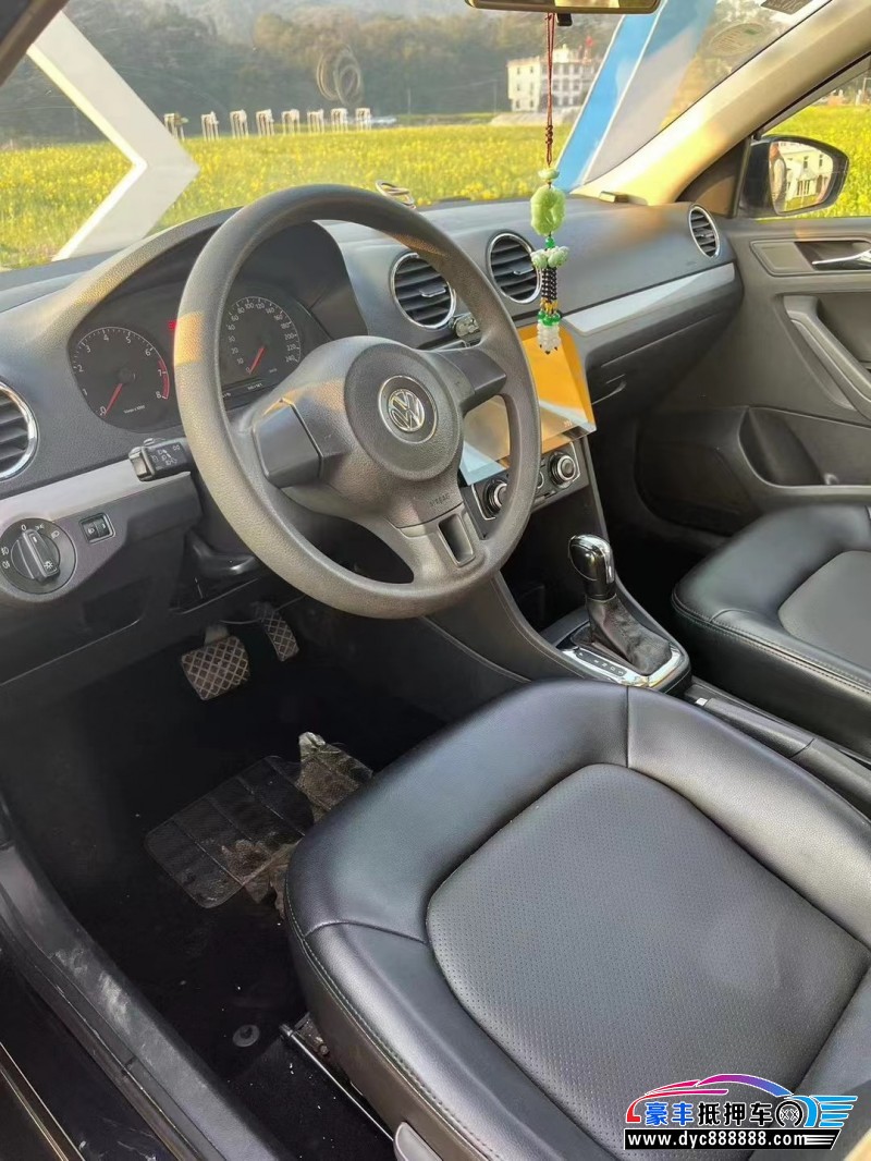 16年大众捷达轿车抵押车出售