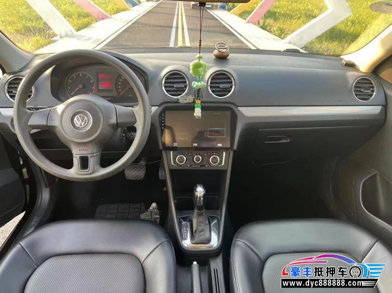 16年大众捷达轿车抵押车出售