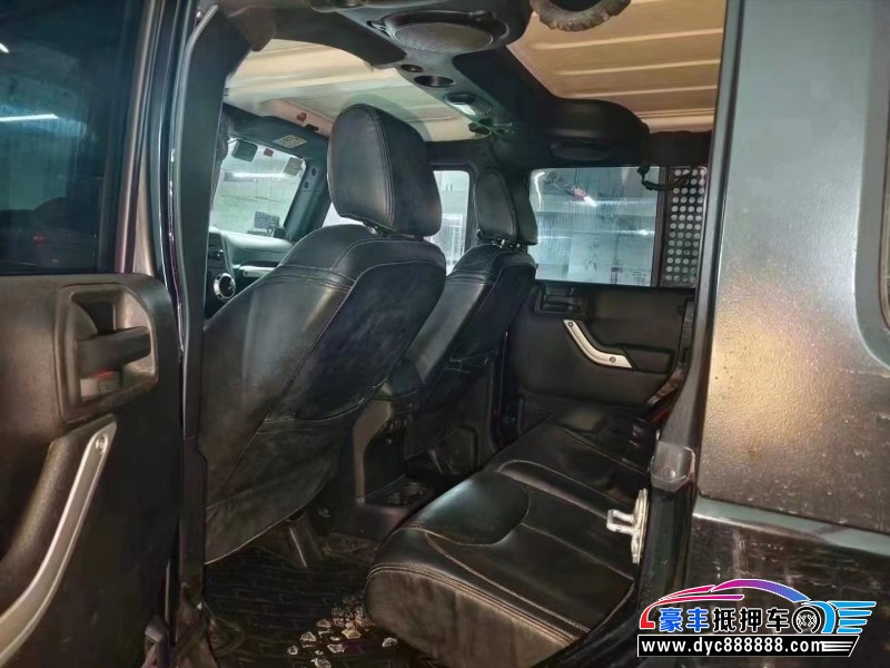 14年Jeep牧马人轿车抵押车出售