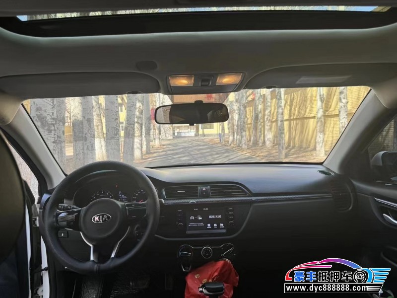 18年起亚K2轿车抵押车出售