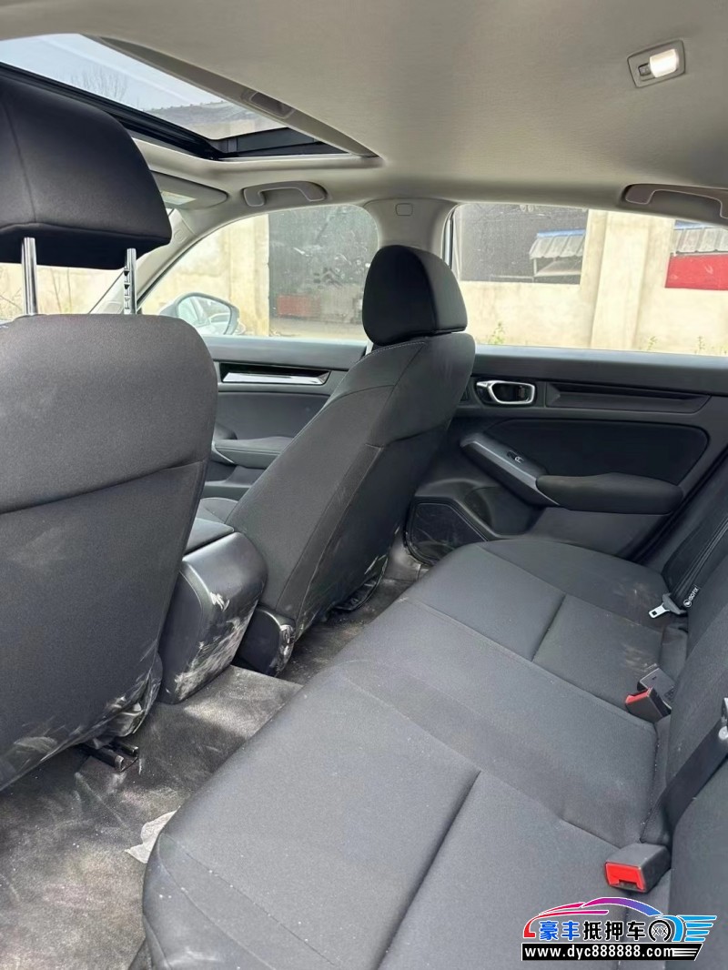 24年本田思域轿车抵押车出售