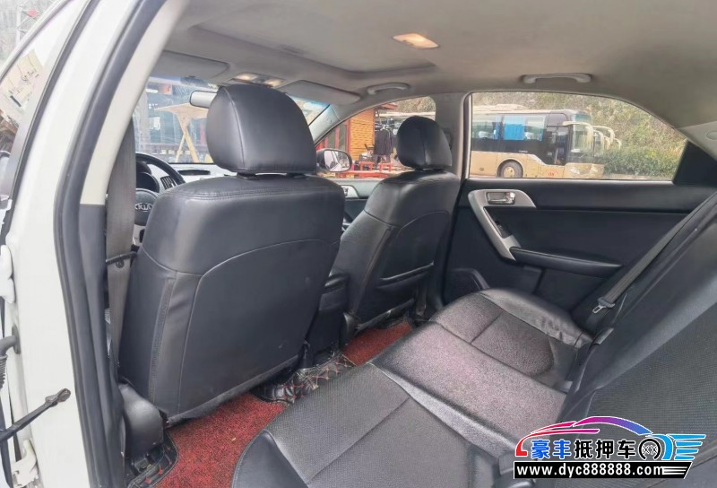 15年起亚福瑞迪轿车抵押车出售