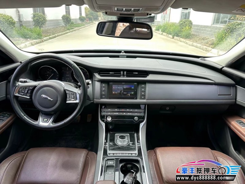 16年捷豹XF轿车抵押车出售