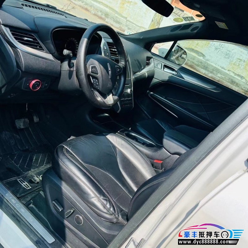 16年林肯MKC轿车抵押车出售