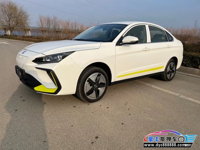 23年东风风神奕炫轿车抵押车出售