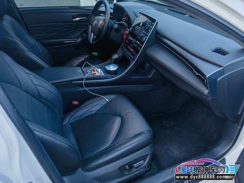 19年丰田亚洲龙轿车抵押车出售