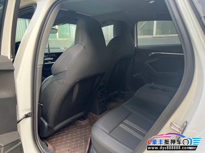 22年奥迪A3轿车抵押车出售