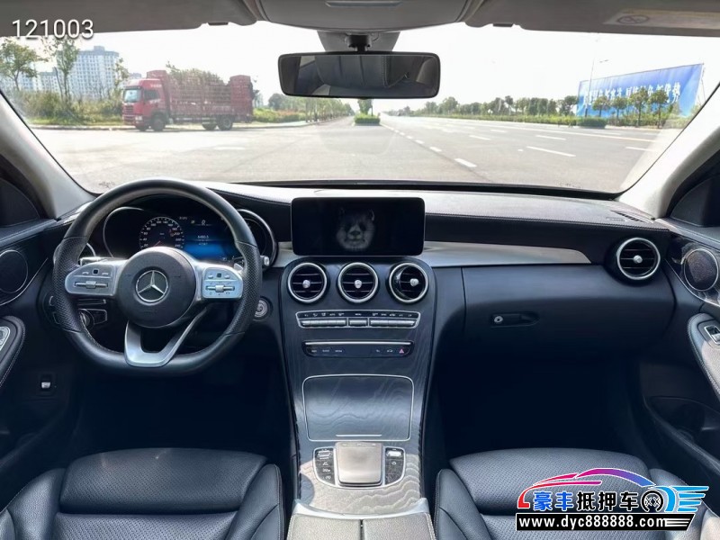 21年奔驰C轿车抵押车出售