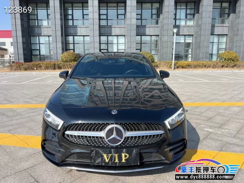 20年奔驰A轿车抵押车出售
