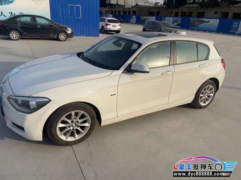 13年宝马1系轿车抵押车出售