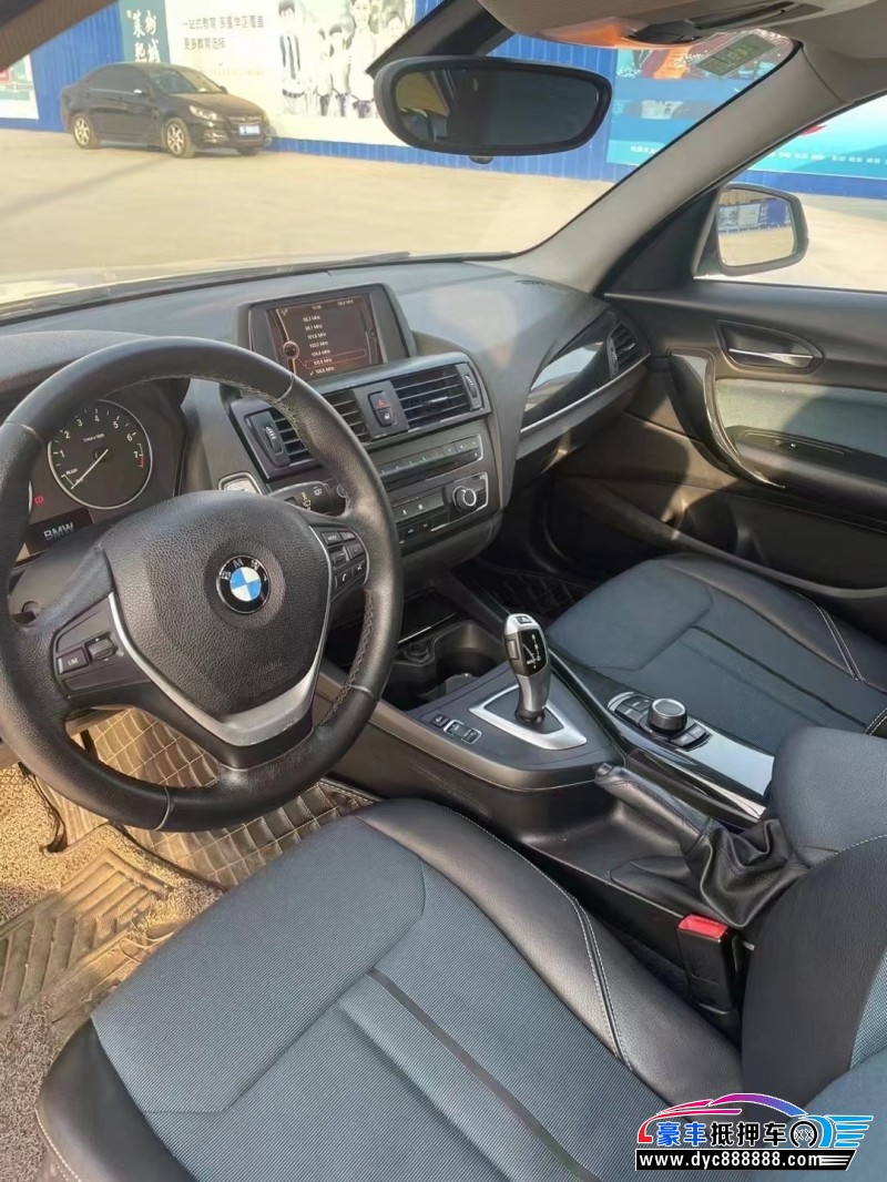 13年宝马1系轿车抵押车出售