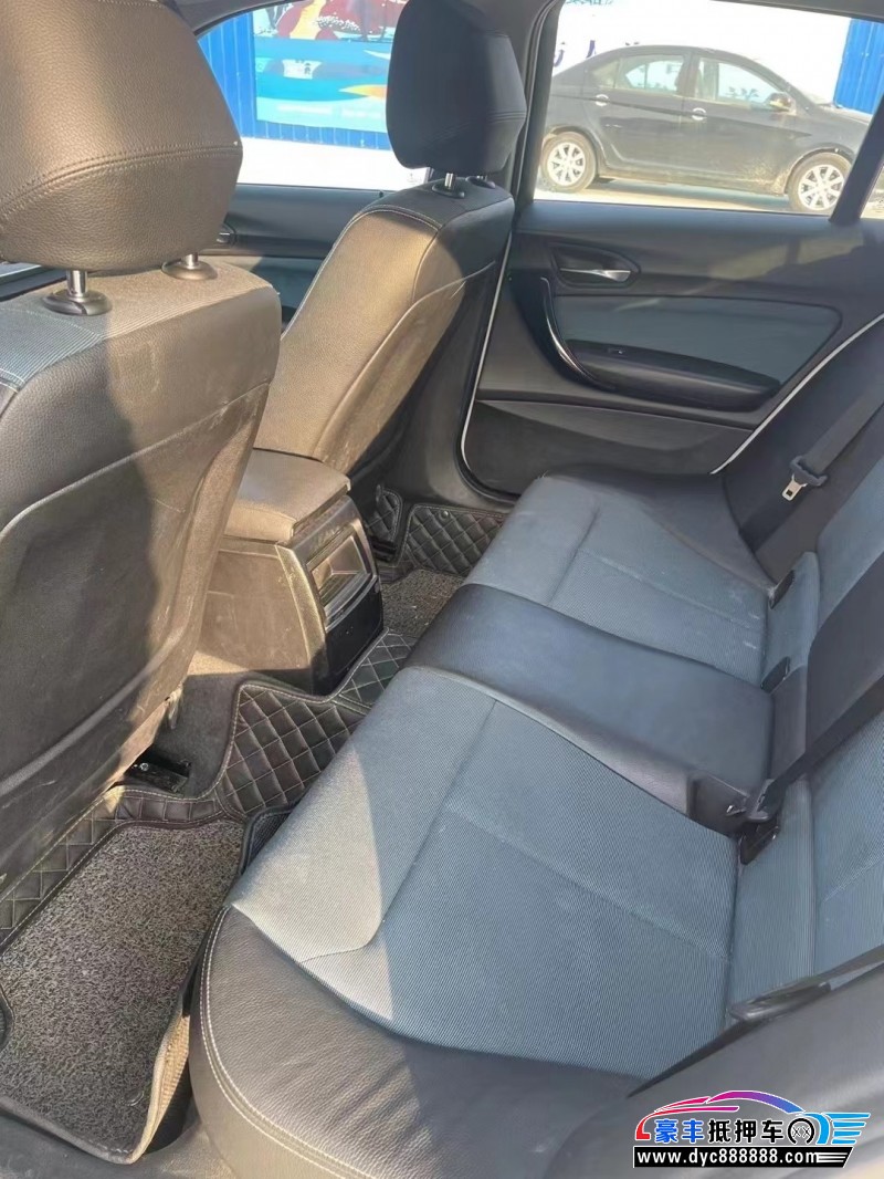 13年宝马1系轿车抵押车出售