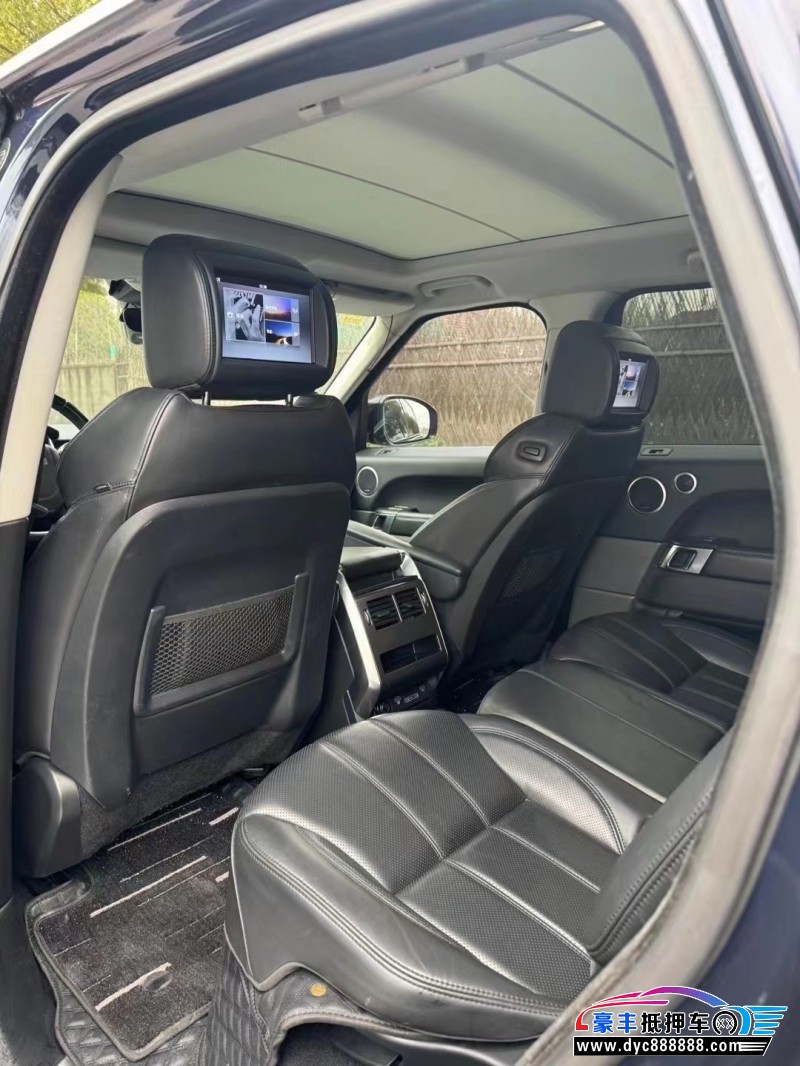 17年路虎揽胜运动轿车抵押车出售