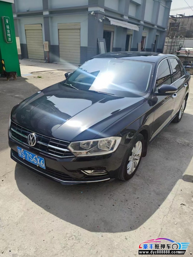 17年大众宝来轿车抵押车出售