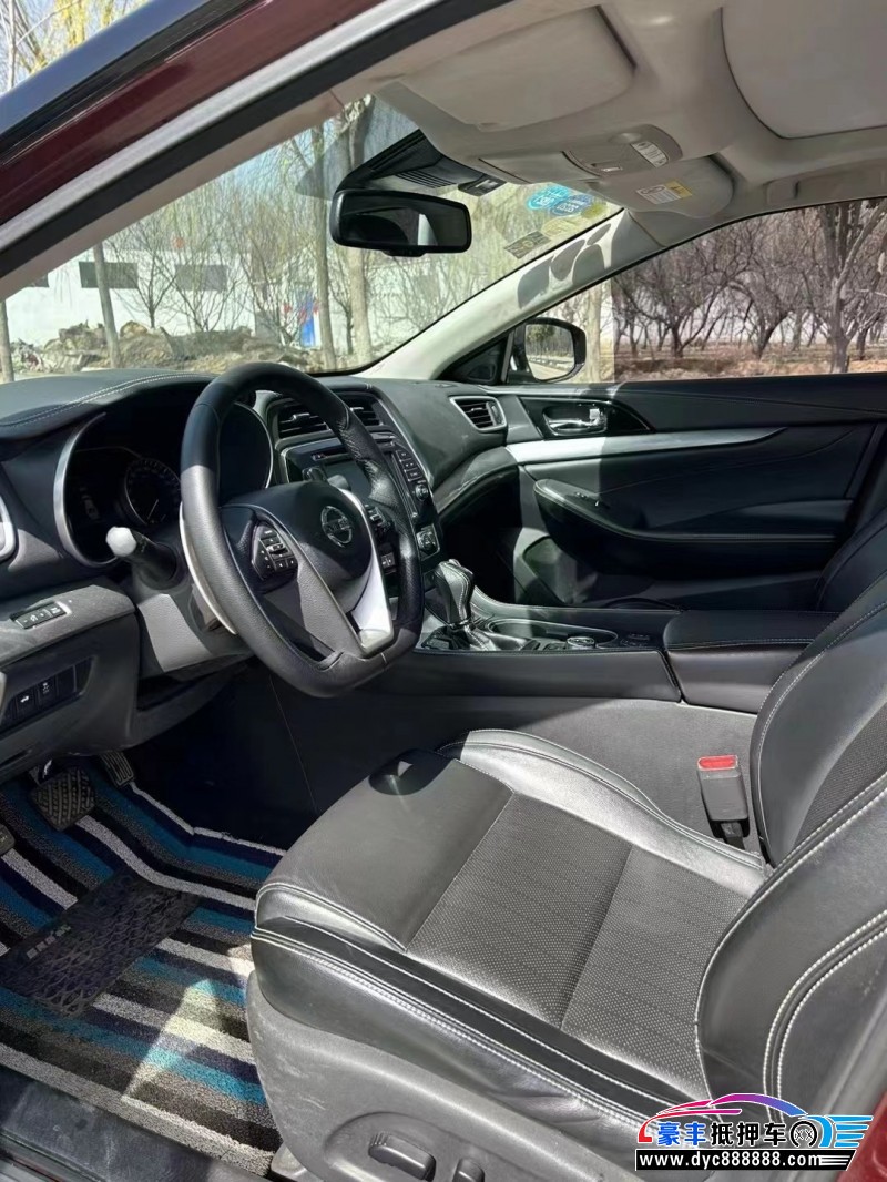 18年日产西玛轿车抵押车出售