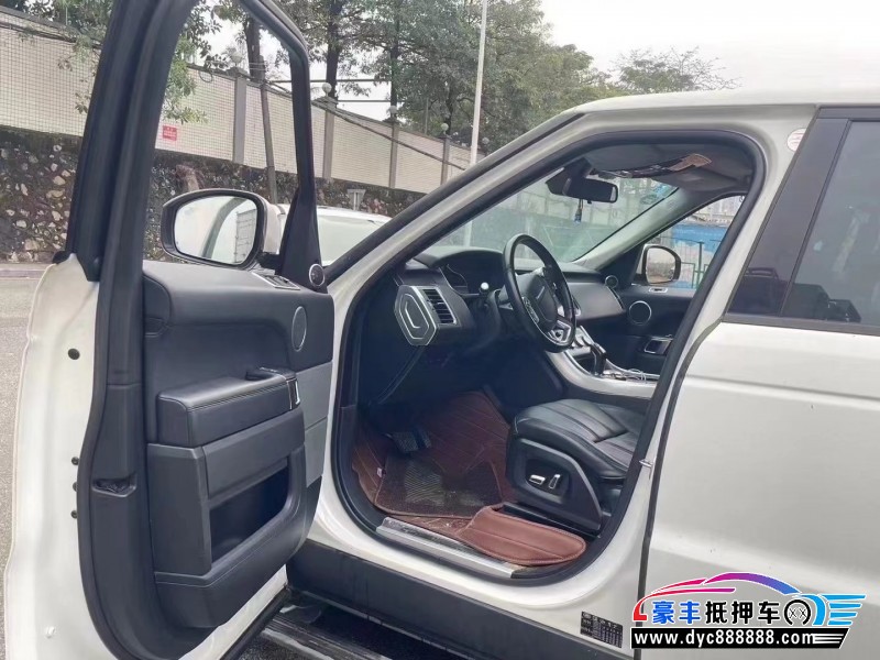 16年路虎揽胜运动轿车抵押车出售