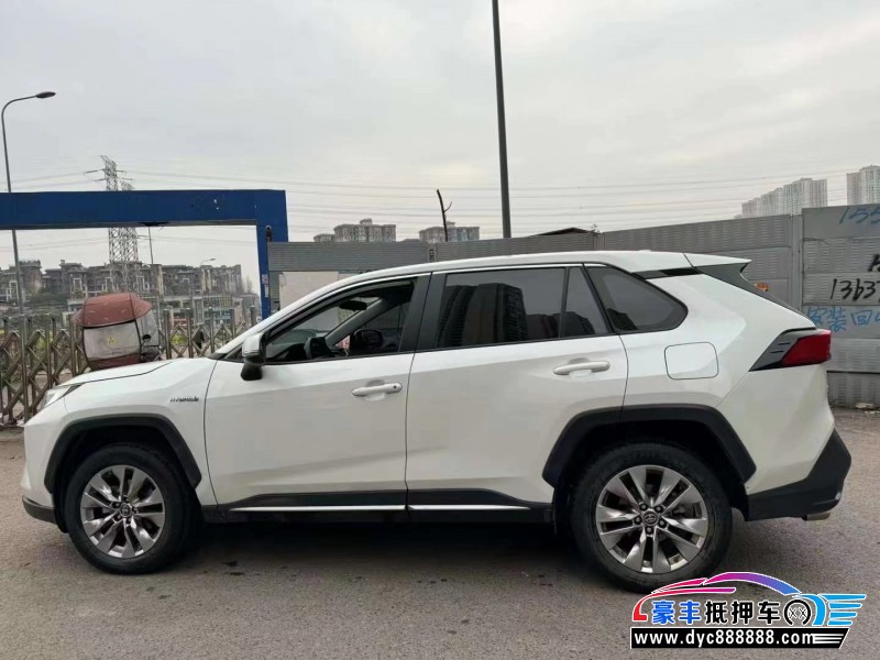 22年丰田威兰达轿车抵押车出售