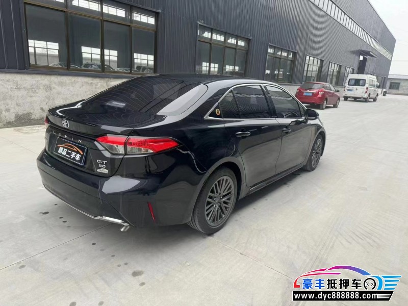 22年丰田凌尚轿车抵押车出售