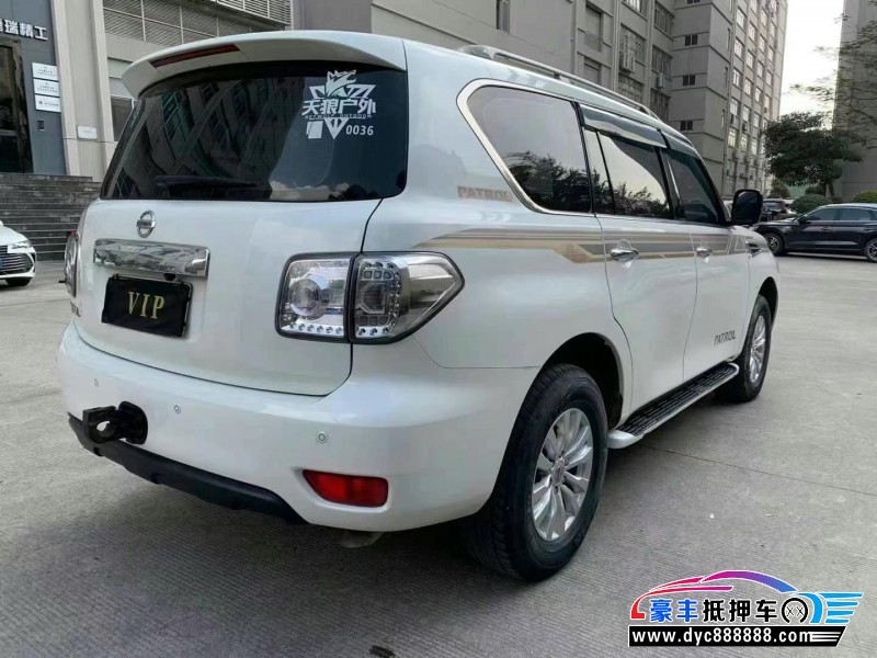 19年日产途乐轿车抵押车出售