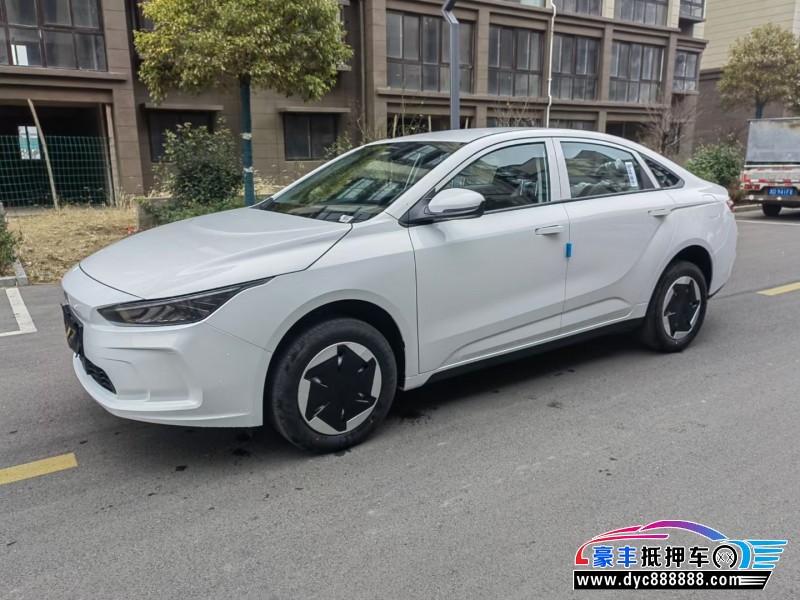 24年吉利几何轿车抵押车出售