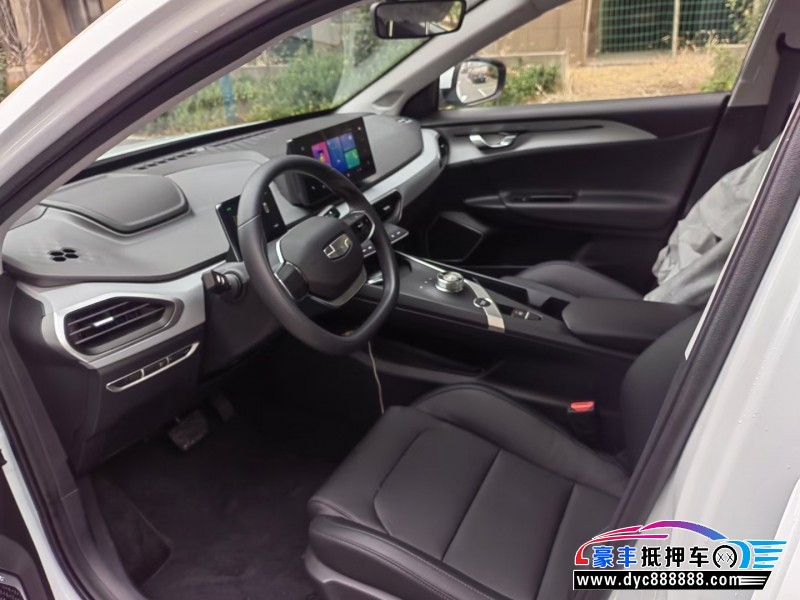 24年吉利几何轿车抵押车出售