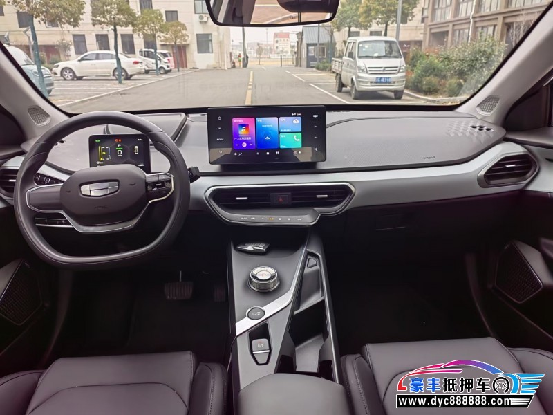 24年吉利几何轿车抵押车出售