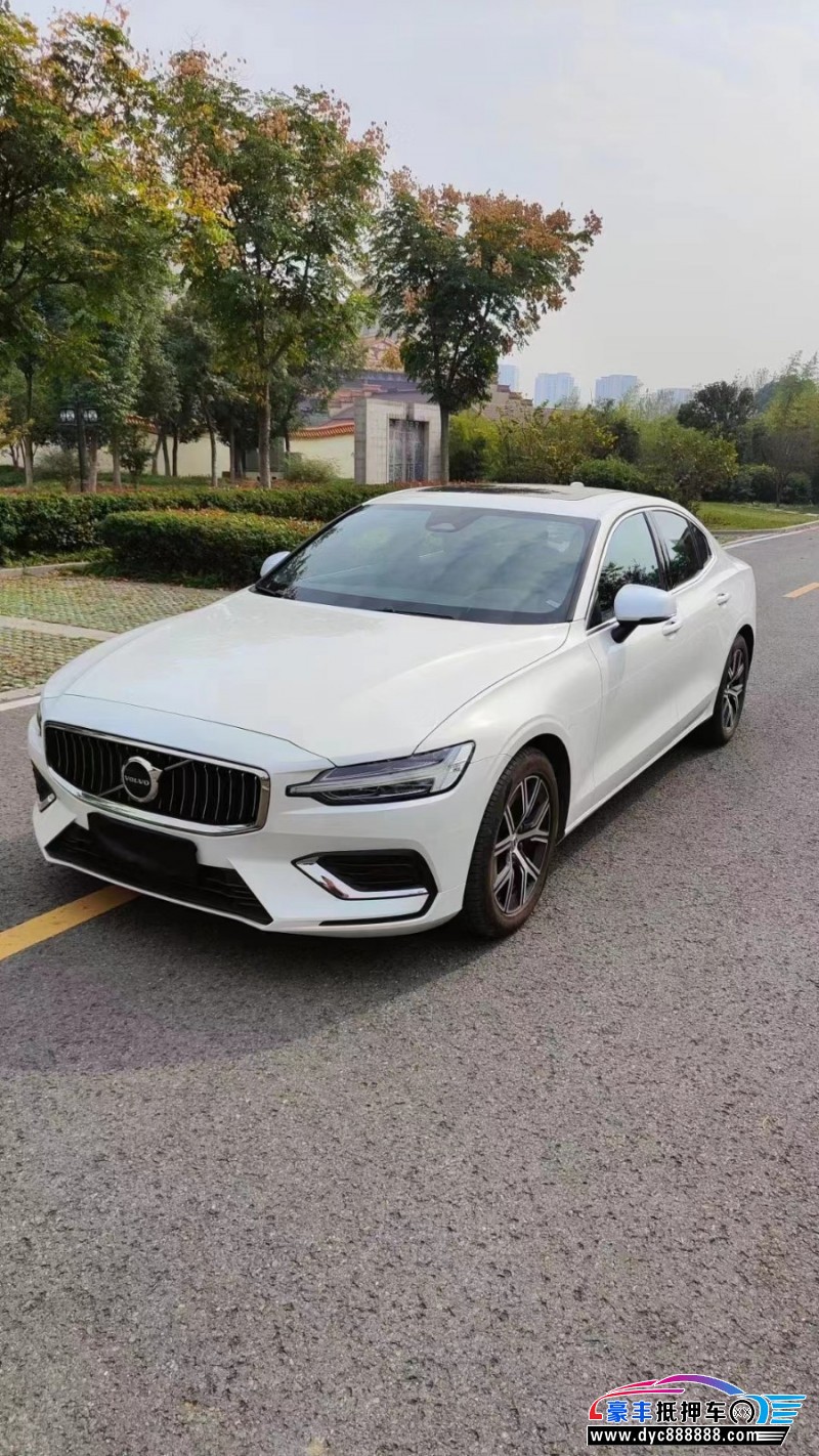 23年沃尔沃S60轿车抵押车出售