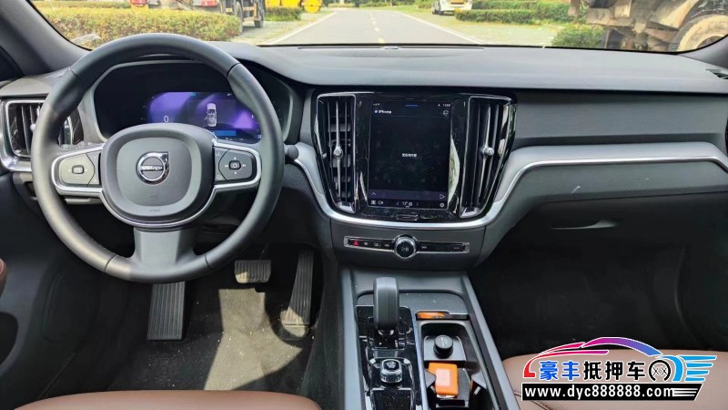 23年沃尔沃S60轿车抵押车出售