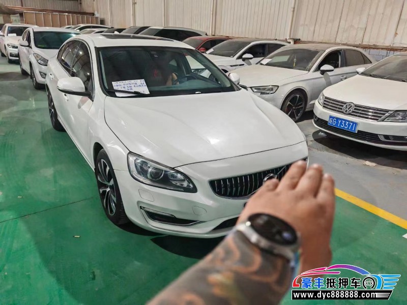 20年沃尔沃S60L轿车抵押车出售