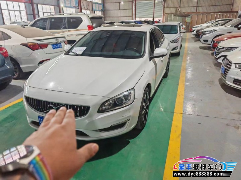 20年沃尔沃S60L轿车抵押车出售