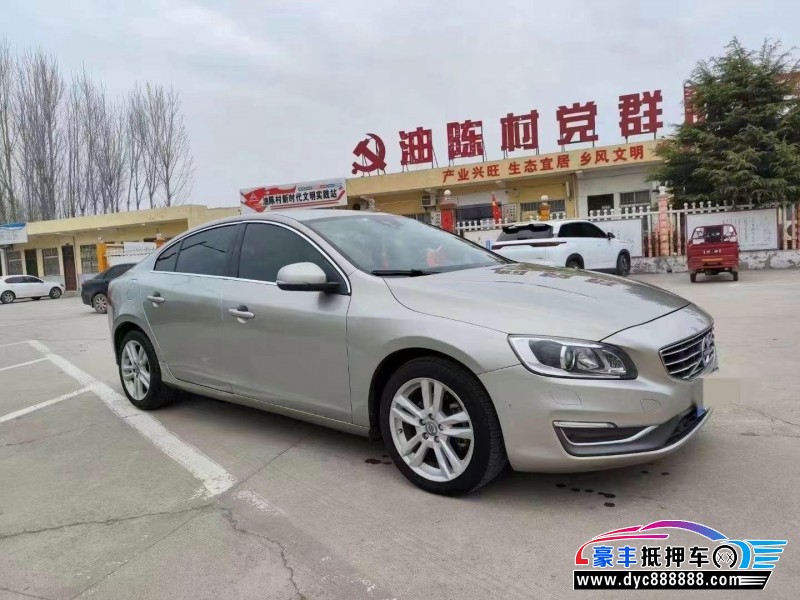 14年沃尔沃S60轿车抵押车出售