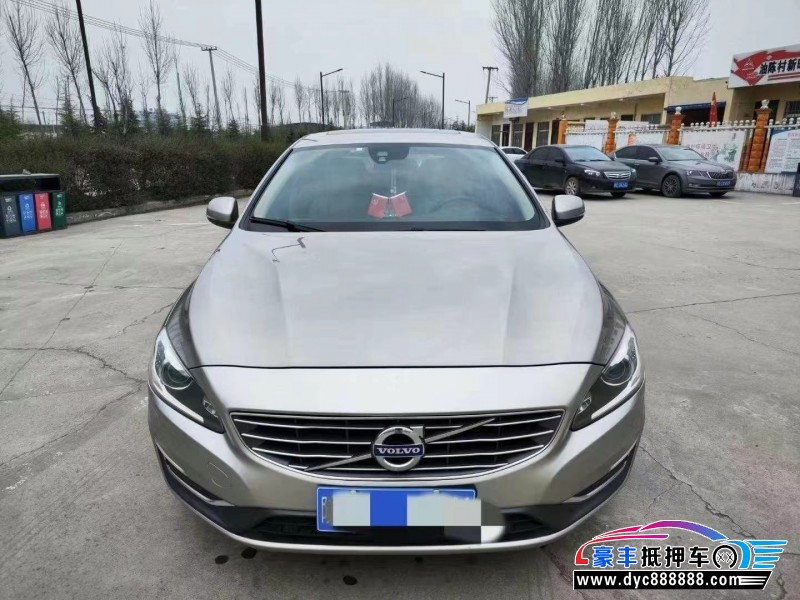 14年沃尔沃S60轿车抵押车出售