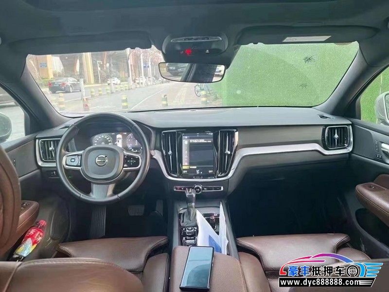 19年沃尔沃S60轿车抵押车出售