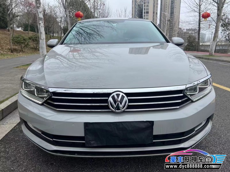 20年大众迈腾轿车抵押车出售