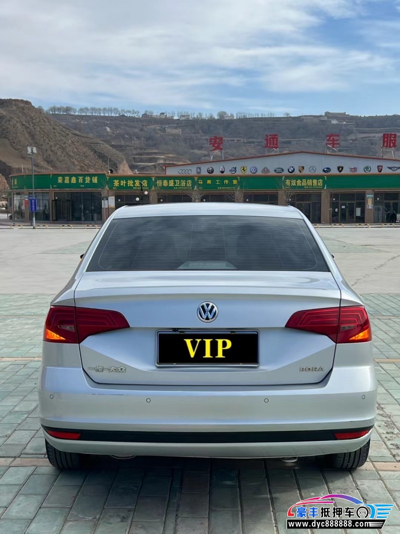 18年大众宝来轿车抵押车出售