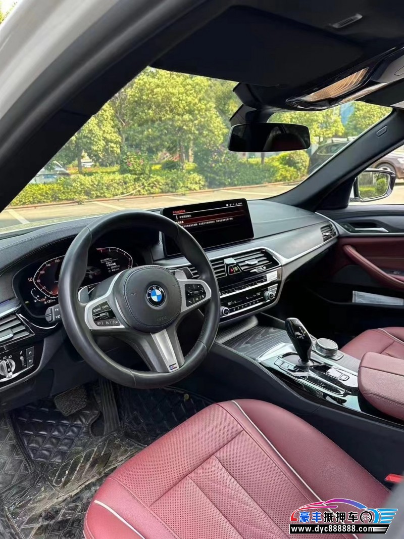 22年宝马5系轿车抵押车出售