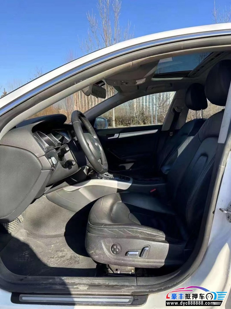 14年奥迪A5轿车抵押车出售