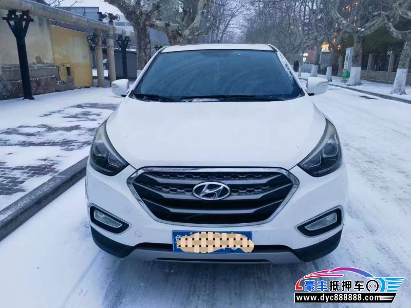 16年现代ix35轿车抵押车出售