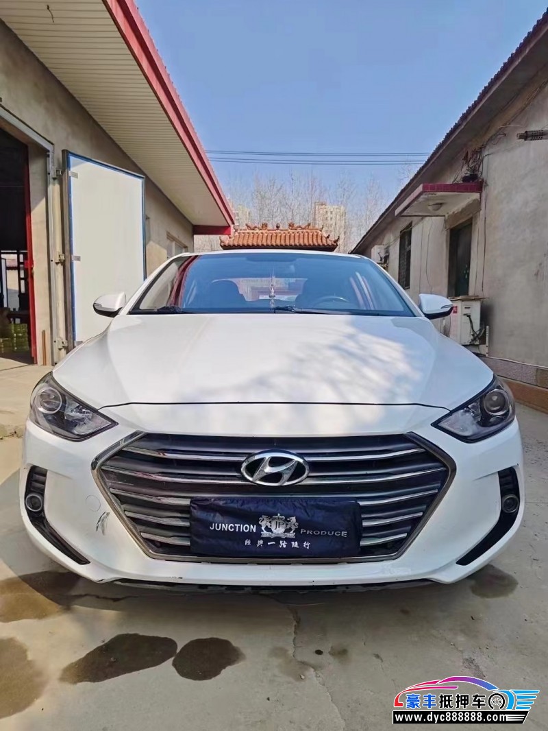 17年现代领动轿车抵押车出售