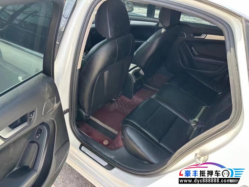 12年奥迪A4轿车抵押车出售