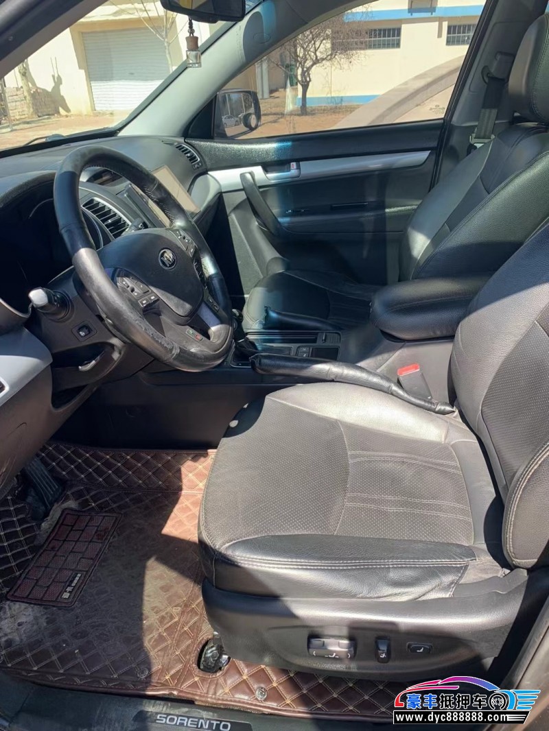 14年起亚索兰托SUV抵押车出售