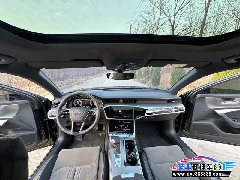 23年传祺M8轿车抵押车出售