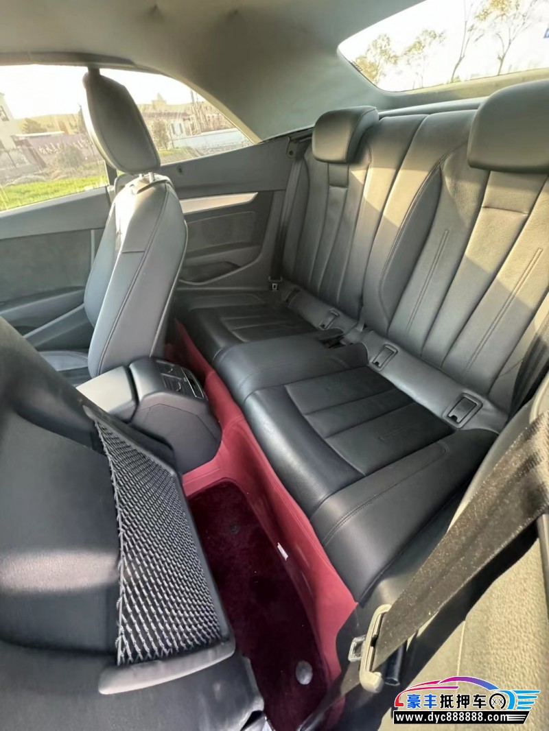 20年奥迪A5轿车抵押车出售